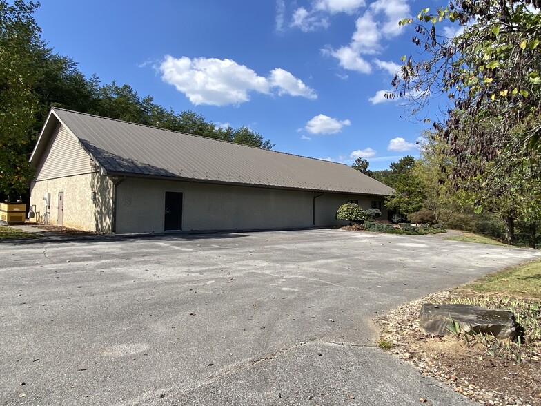 1419 Chapman Hwy, Sevierville, TN for lease - Building Photo - Image 1 of 25