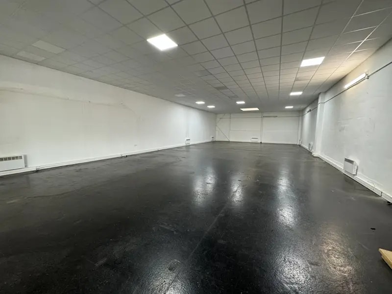 Flex in Saint-Ouen-l'Aumône for lease Interior Photo- Image 1 of 8