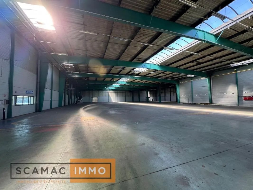 Industrial in Moissy-Cramayel for lease Interior Photo- Image 1 of 11