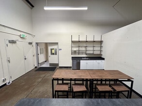 1933 Davis St, San Leandro, CA for lease Interior Photo- Image 2 of 8