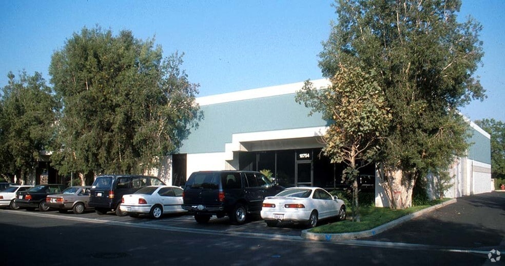 10742-10752 Noel St, Los Alamitos, CA for lease - Building Photo - Image 3 of 22