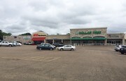 1001 E Milam St, Mexia TX - Storefront Property