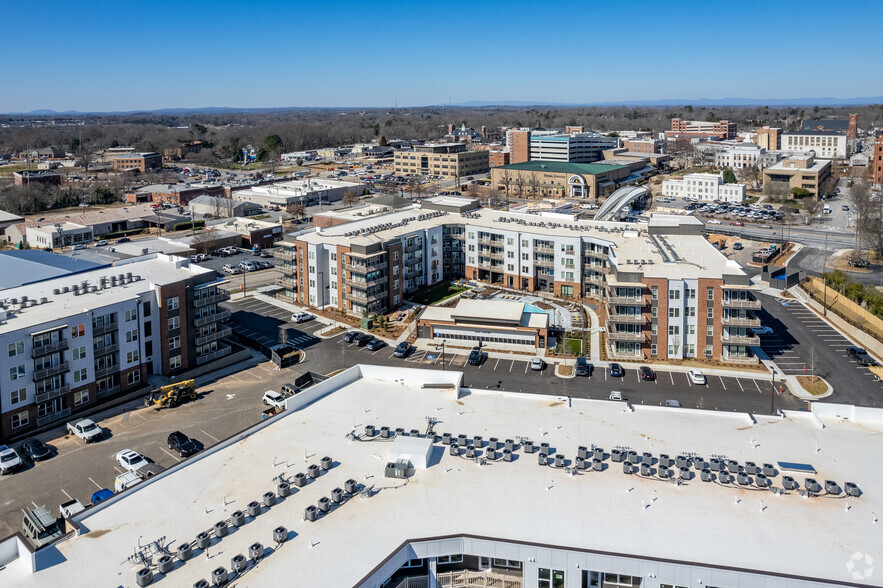 1000 Everly Way, Gainesville, GA for sale - Building Photo - Image 1 of 1