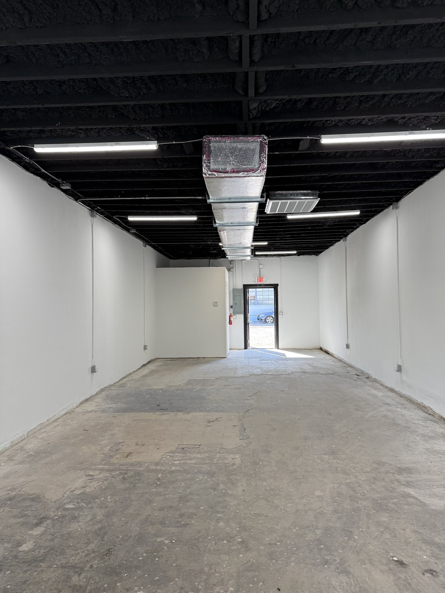 2042 Central Ave, Saint Petersburg, FL for lease Building Photo- Image 1 of 7