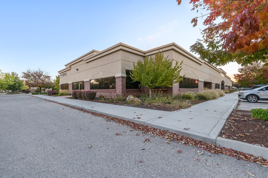 1940 S Bonito Way, Meridian, ID for sale - Building Photo - Image 1 of 1