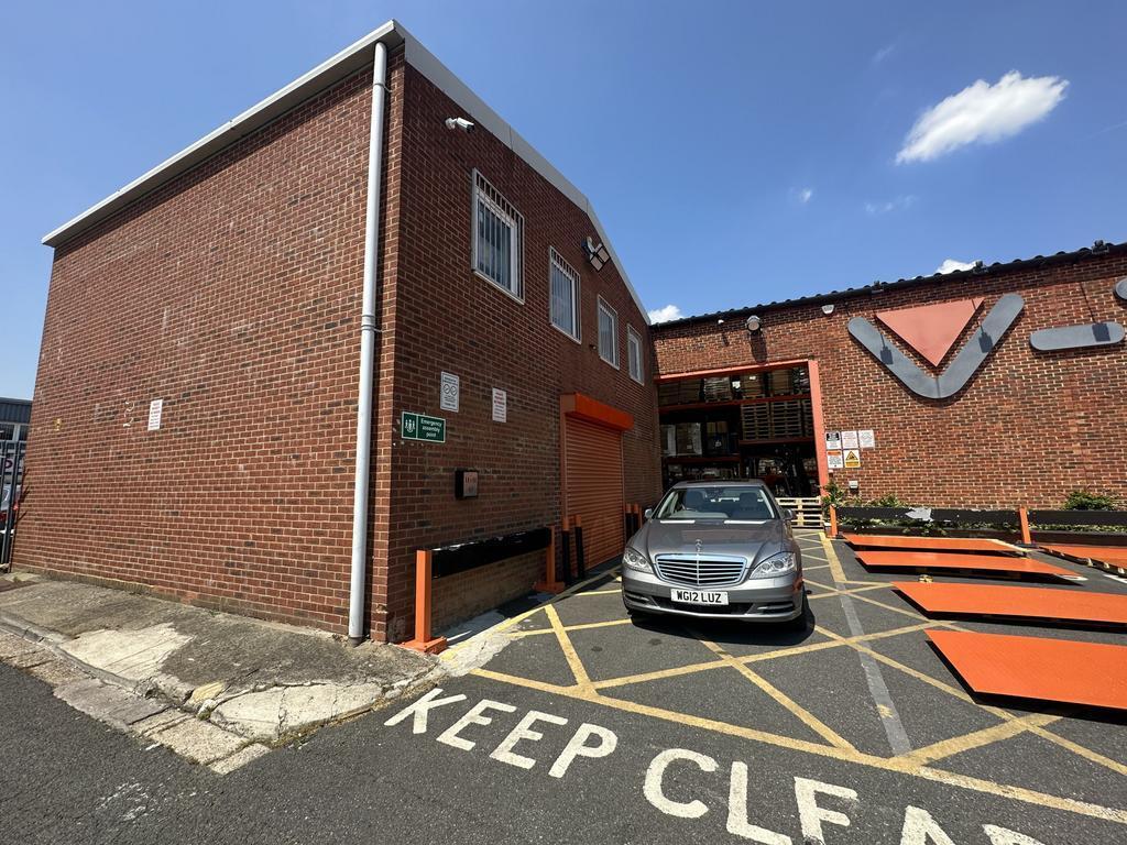 Kelpatrick Rd, Slough for sale Building Photo- Image 1 of 1