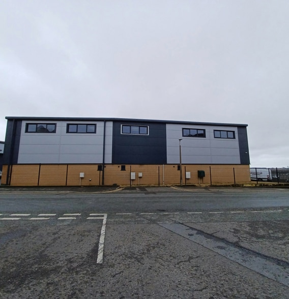 Mannings Heath Rd, Poole for sale - Building Photo - Image 3 of 4
