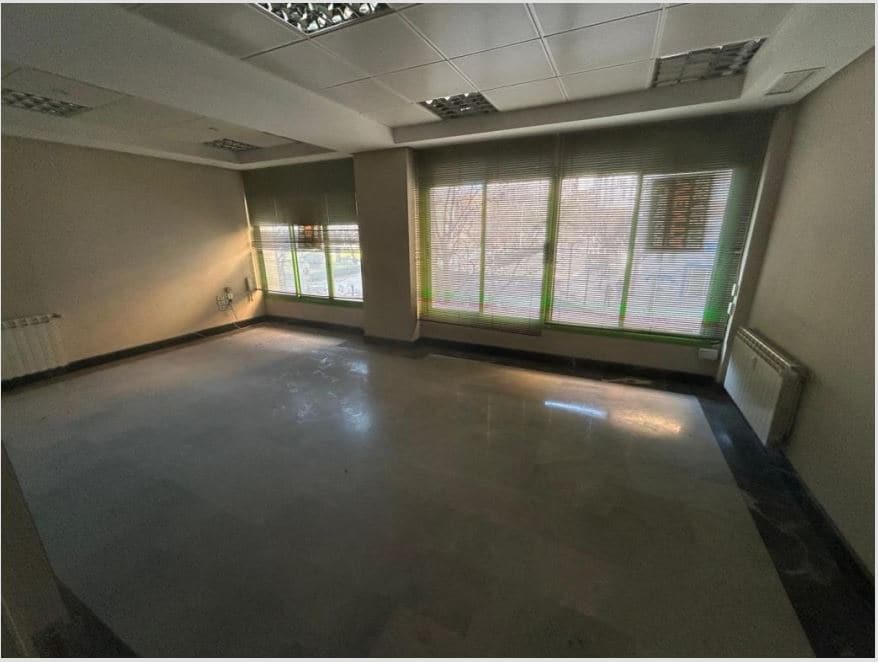 Puertollano, CR 13500 - Unit - - - Interior Photo - Image 1 of 2