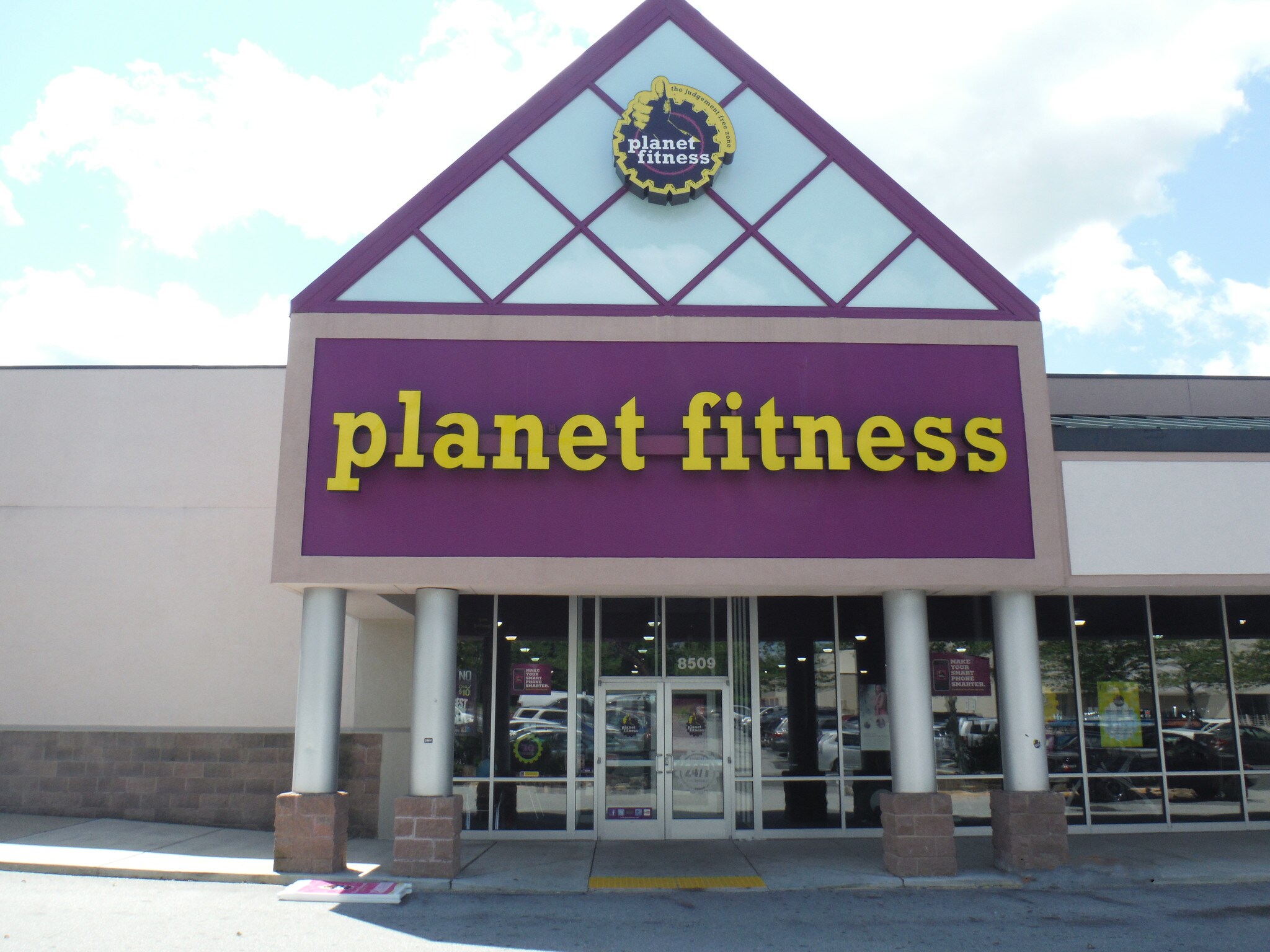 85118585 Landover Rd, Landover, MD 20785 Miller Marketplace