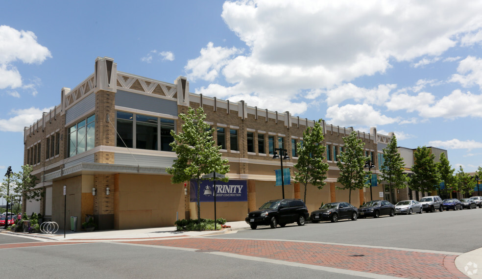 20370 Exchange St, Ashburn, VA for lease - Primary Photo - Image 1 of 4