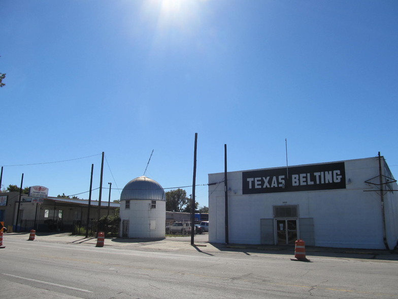 6600 Harrisburg Blvd, Houston, TX for sale - Building Photo - Image 1 of 1