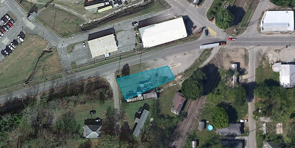 2114 10th St, Anniston, AL for sale - Building Photo - Image 1 of 2