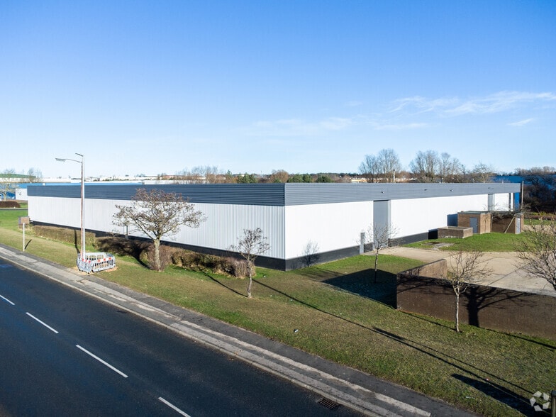 1 Swan Rd, Peterlee for sale - Primary Photo - Image 1 of 1