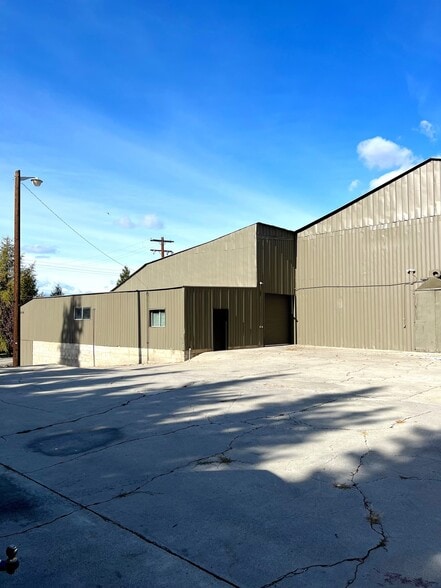 1260 Lower Sunnyslope Rd, Wenatchee, WA for lease - Building Photo - Image 3 of 19