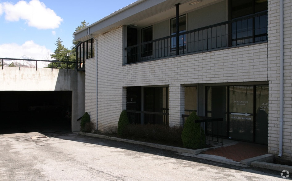 3865 Wasatch Blvd, Salt Lake City, UT for lease - Building Photo - Image 3 of 3