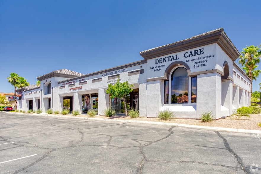 3200 Soaring Gulls Dr, Las Vegas, NV for lease - Building Photo - Image 3 of 11