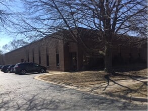 1985 Ohio St, Lisle, IL for lease Building Photo- Image 2 of 16