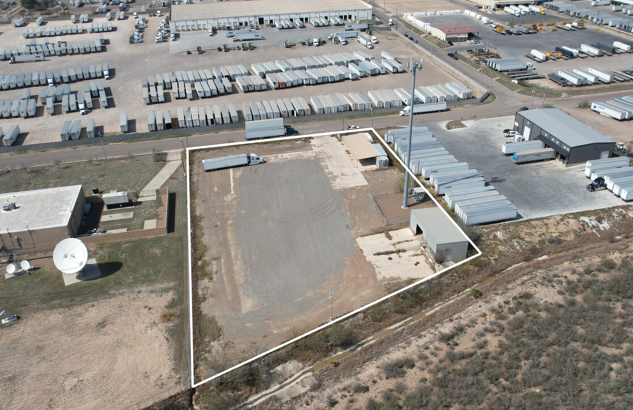 13701 Cabezut Dr, Laredo, TX for lease Building Photo- Image 1 of 5