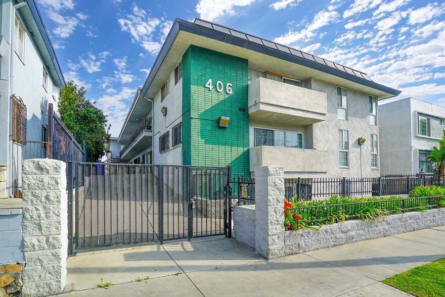 406 S St Andrews Pl, Los Angeles, CA for sale - Primary Photo - Image 1 of 69