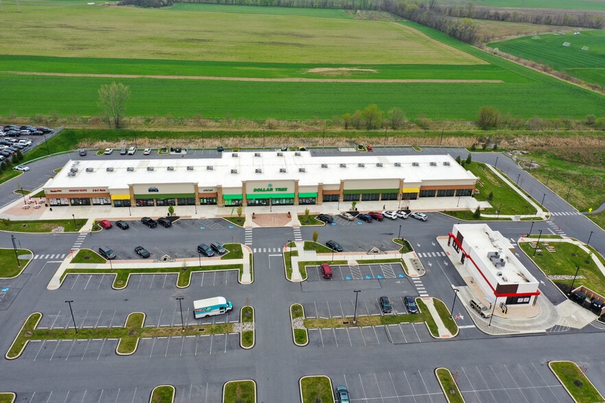 1223 Lancaster Rd, Manheim, PA for lease - Primary Photo - Image 1 of 1