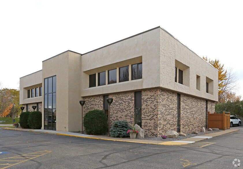 305 Cedar St, Monticello, MN for sale - Primary Photo - Image 1 of 1