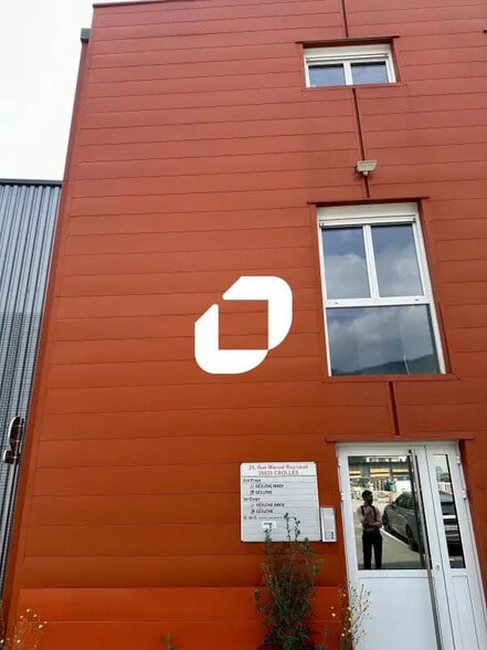 28 Rue Marcel Reynaud, Crolles for lease - Building Photo - Image 3 of 8