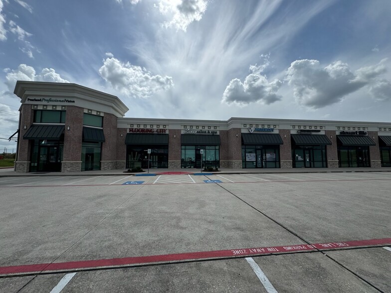 9215 FM 518, Pearland, TX for lease - Building Photo - Image 1 of 5