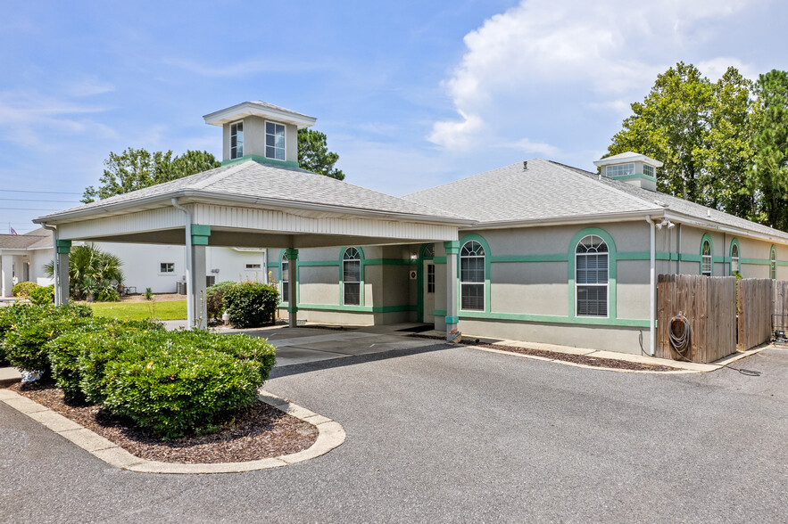 45 South Shore Dr, Miramar Beach, FL for lease - Building Photo - Image 2 of 8