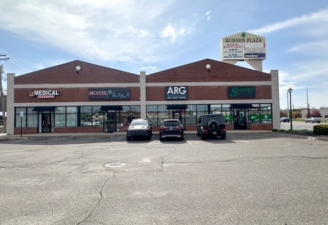 22805-22831 Michigan Ave, Dearborn, MI for lease Building Photo- Image 1 of 3