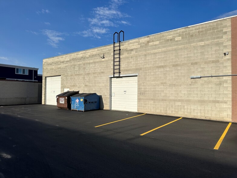 157-175 W Glover Ln, Midvale, UT for lease - Building Photo - Image 3 of 7