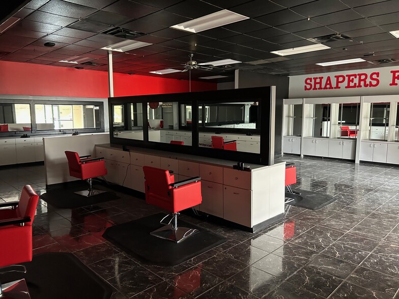 286-298 W Tienken Rd, Rochester Hills, MI for lease - Building Photo - Image 2 of 6