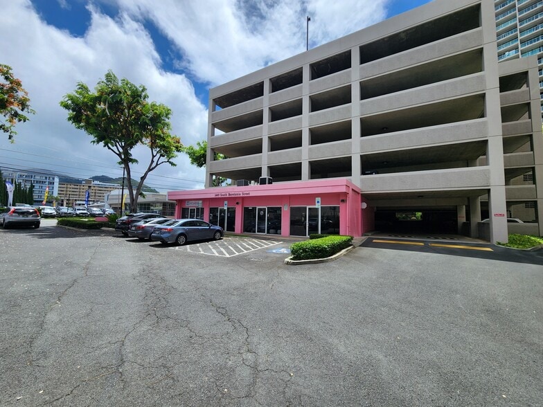 1449 S Beretania St, Honolulu, HI for lease - Building Photo - Image 3 of 12