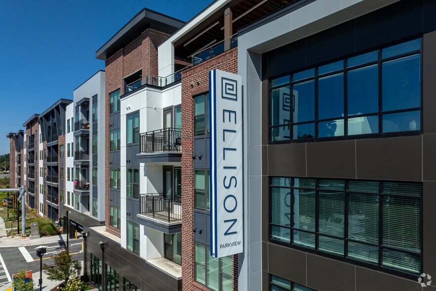 2801 Windy Ridge Pky SE, Atlanta, GA for lease - Building Photo - Image 2 of 4