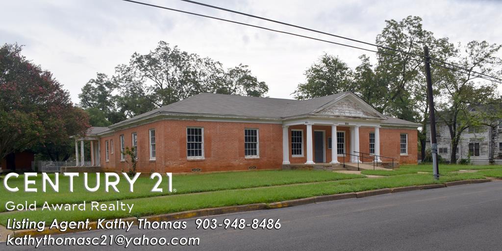 804 S Sycamore St, Palestine, TX 75801