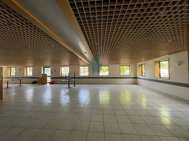 Office in Argenteuil for sale - Building Photo - Image 1 of 4