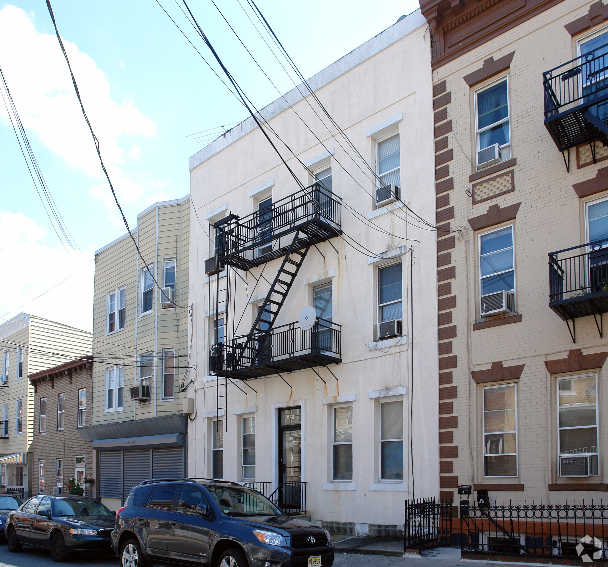 569 59th St, West New York, NJ for sale Primary Photo- Image 1 of 1