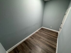 2121 S Hiawasee Rd, Orlando, FL for lease Interior Photo- Image 1 of 4