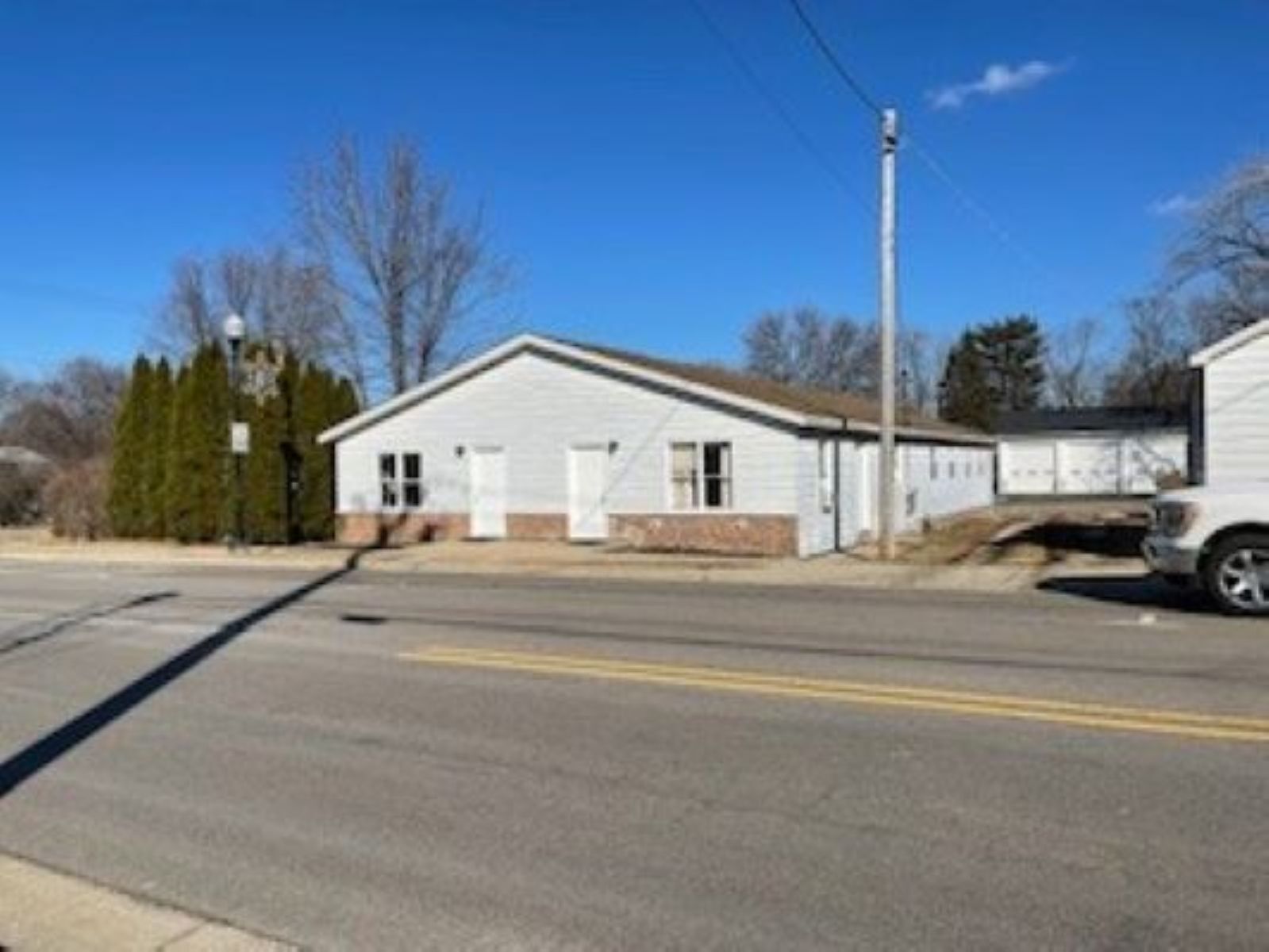 10-12 S Somonauk Rd, Cortland, IL for sale Primary Photo- Image 1 of 5
