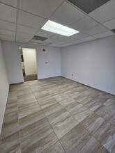 1040 Weston Rd, Weston, FL for lease Interior Photo- Image 1 of 12