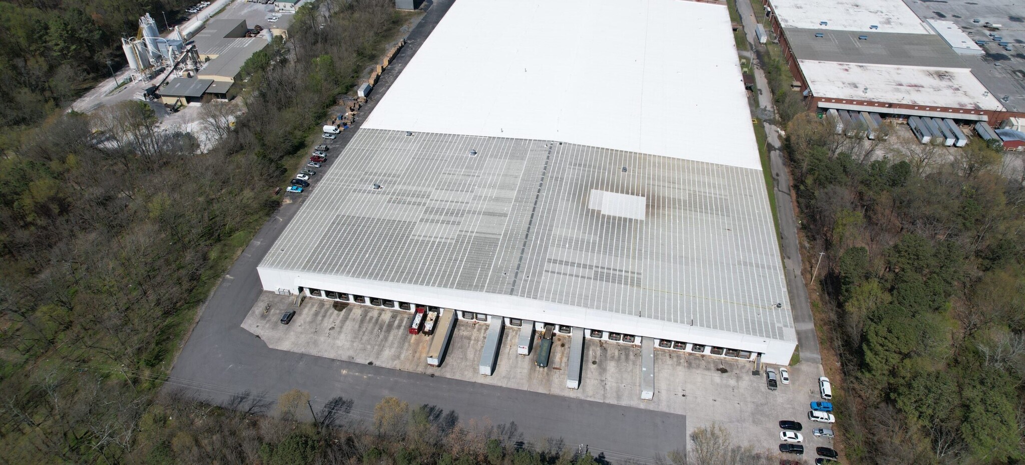 950 Riverbend Dr, Dalton, GA for sale Building Photo- Image 1 of 1