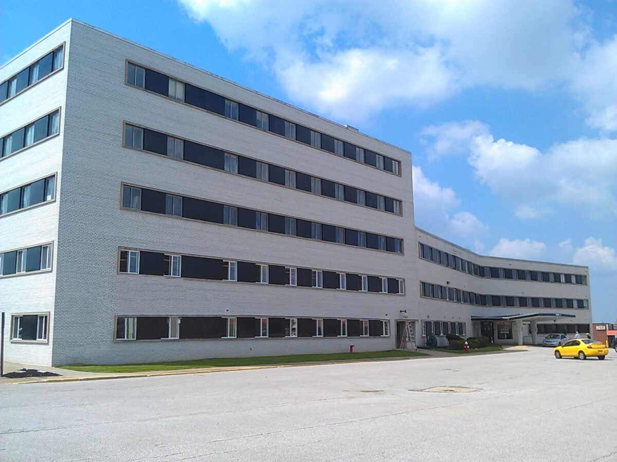 21100 Southgate Park Blvd, Maple Heights, OH 44137