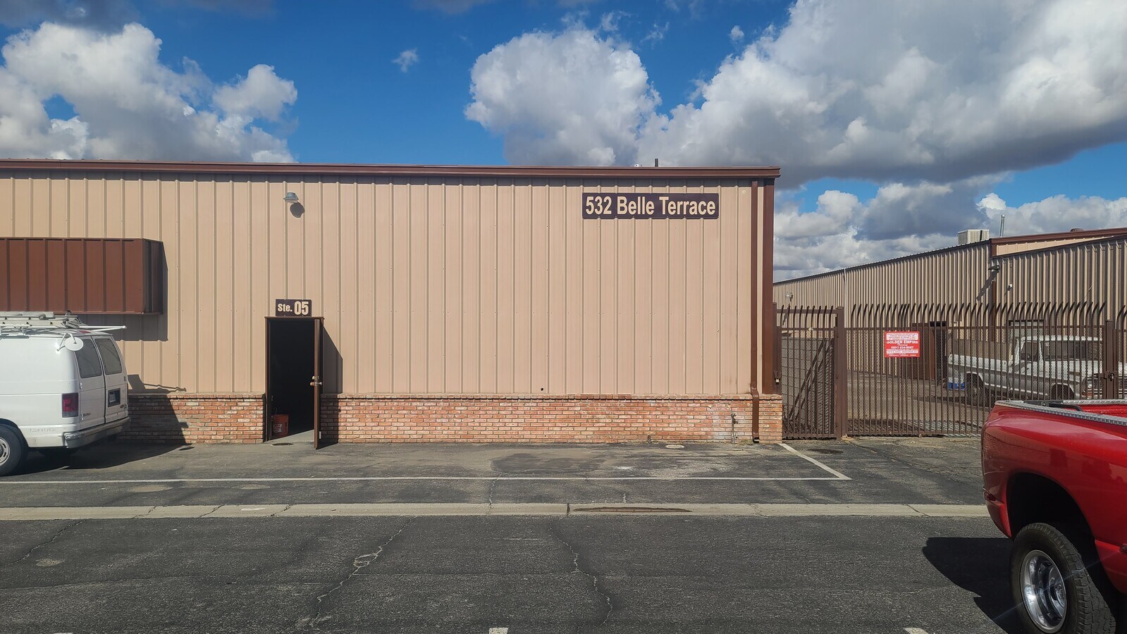 532 Belle Ter, Bakersfield, CA 93307