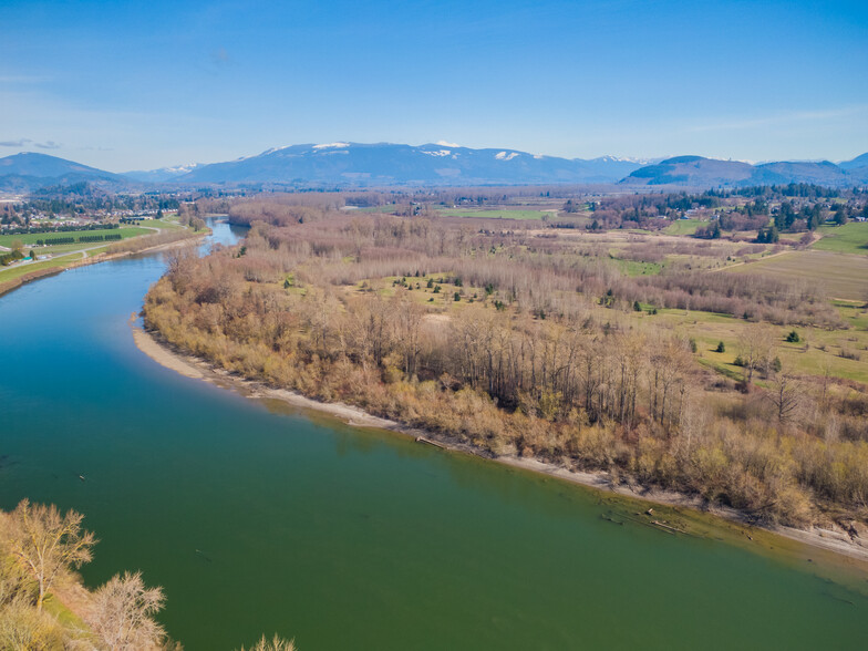 2323 Lindgren Rd, Mount Vernon, WA for sale - Aerial - Image 1 of 24