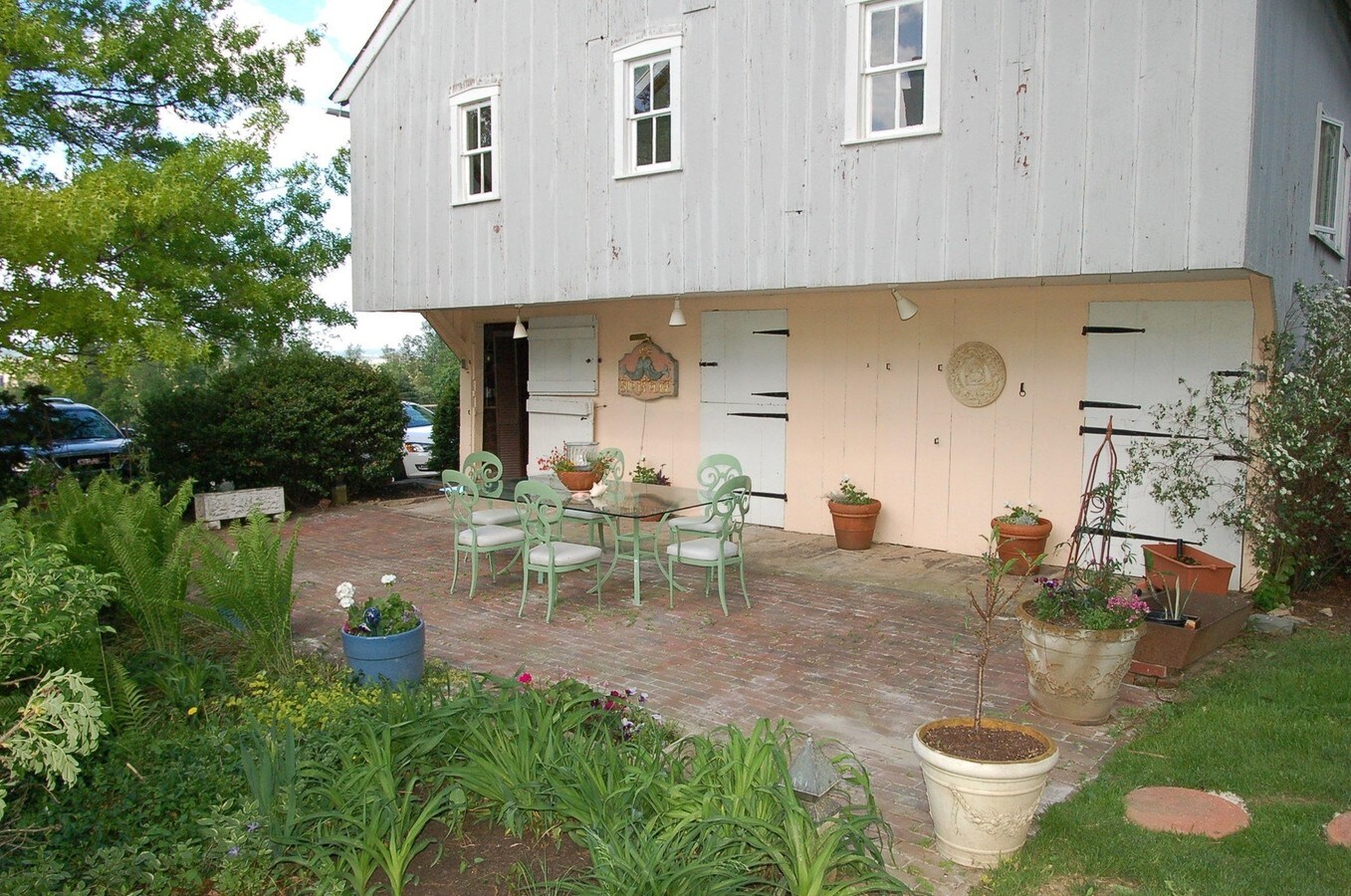 1015 Clay Rd, Lititz, PA 17543 Property Record