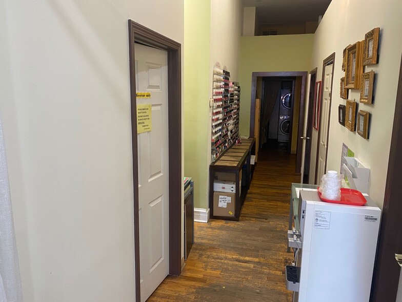 1137 W Belmont Ave, Chicago, IL for sale - Building Photo - Image 3 of 12