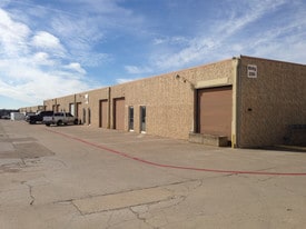 1275 N Main St, Mansfield TX - Warehouse