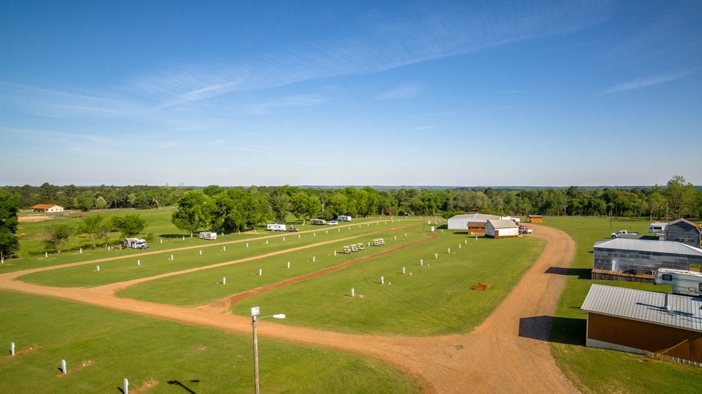 1039 FM 1798 W, Mount Enterprise, TX, 75681 Trailer/Camper Park