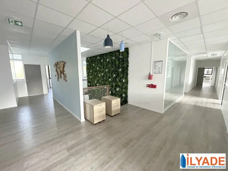 Gémenos, Gémenos for lease - Interior Photo - Image 2 of 6