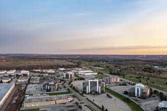 5500 N Service Rd, Burlington, ON - aerial  map view - Image1