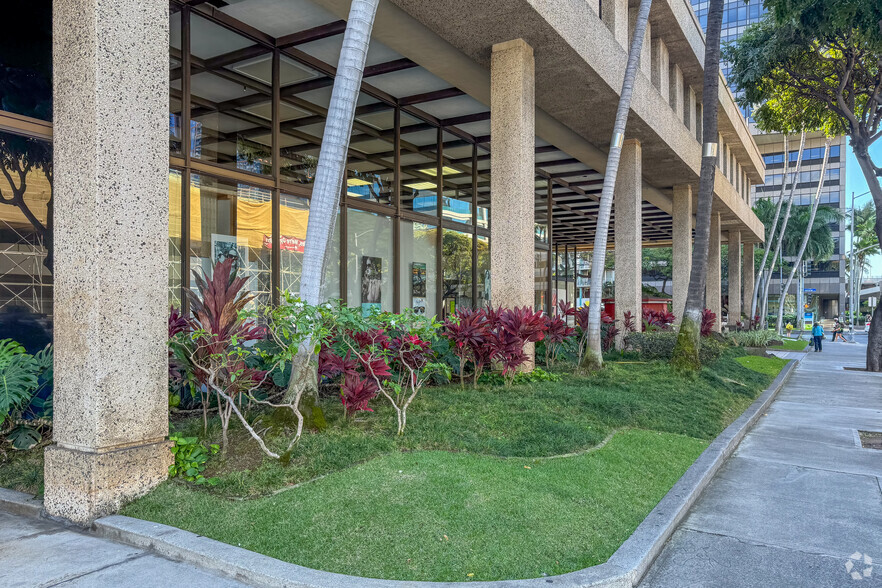 1600 Kapiolani Blvd, Honolulu, HI for lease - Building Photo - Image 3 of 4